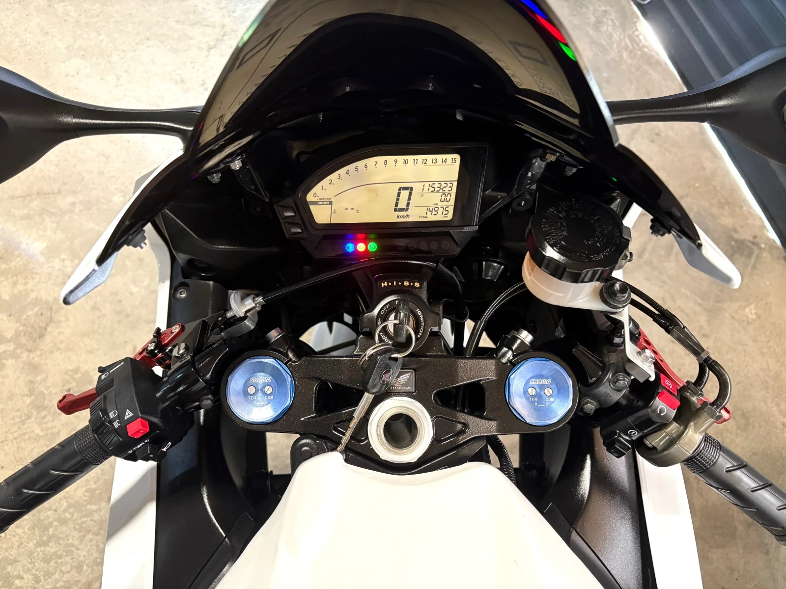 Honda Cbr 1000RR Anniversary  - изображение 8