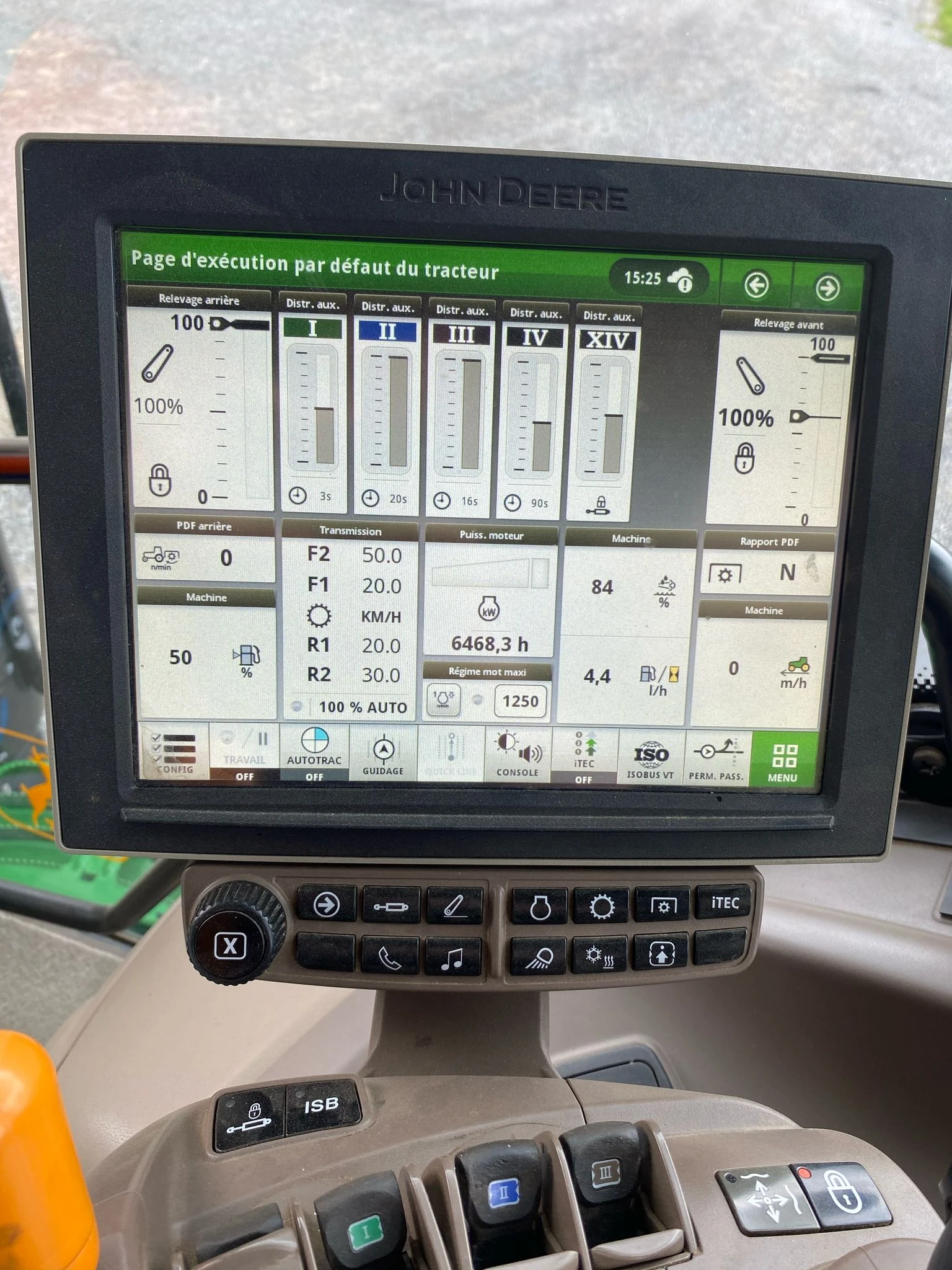 Трактор John Deere 6155R - изображение 7