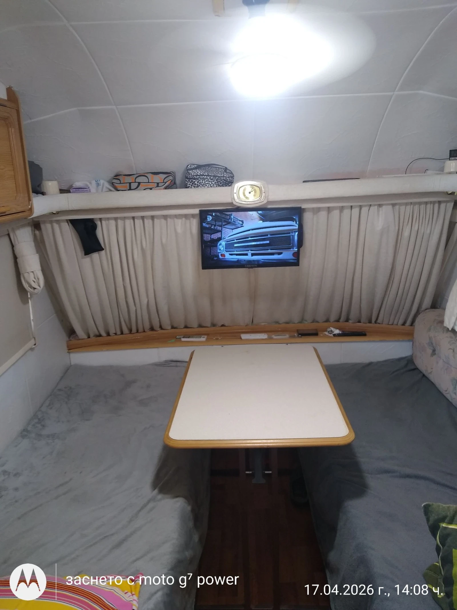 Каравана Avondale Mai Fli, снимка 11 - Каравани и кемпери - 54228407