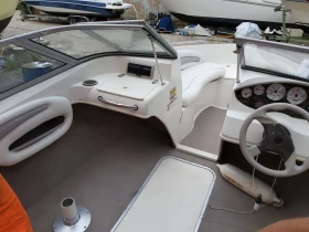 Моторна яхта Stingray Lx185, снимка 7