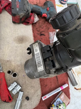 Peogeot 508 2013г 2.2GT 204к.с хидравлична помпа, снимка 2