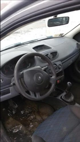 Renault Clio 1.5dci НА  ЧАСТИ, снимка 5
