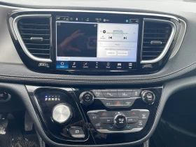 Chrysler Pacifica Hybrid* Premium S* АвтоКредит* (ЦЕНА ДО БГ), снимка 12