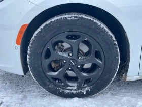 Chrysler Pacifica Hybrid* Premium S* АвтоКредит* (ЦЕНА ДО БГ), снимка 8