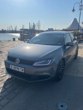 VW Jetta 2.0 Бензин , снимка 4