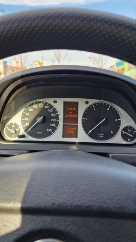 Mercedes-Benz B 200, снимка 12