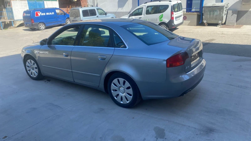 Audi A4 2.0tdi, снимка 6 - Автомобили и джипове - 47305814