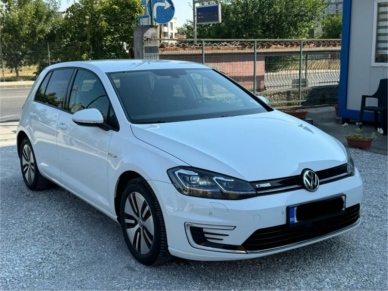 VW Golf e -GOLF* 36kWh* ТЕРМОПОМПА* РЕГИСТРАЦИЯ, снимка 4 - Автомобили и джипове - 46670892