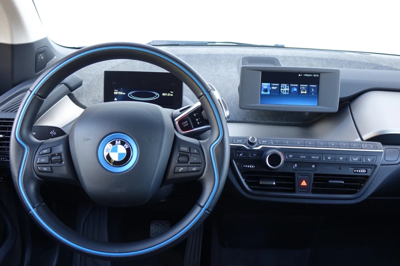 BMW i3 I3S* LED* 120AH* 184HP* HARMAN/KARDON* 8000KM!!!, снимка 10 - Автомобили и джипове - 47537681