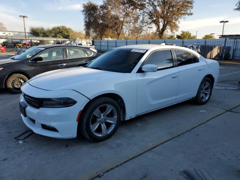 Dodge Charger SXT 3.6, снимка 3 - Автомобили и джипове - 48239572