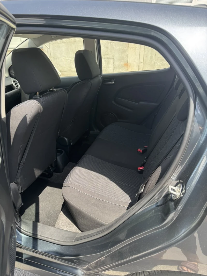 Mazda 2, снимка 7 - Автомобили и джипове - 51148047