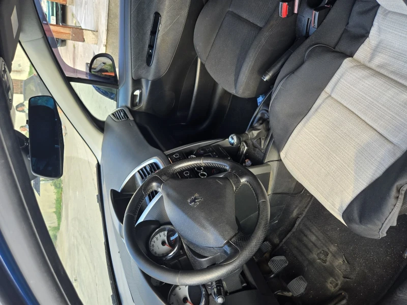Peugeot 207, снимка 4 - Автомобили и джипове - 52792108