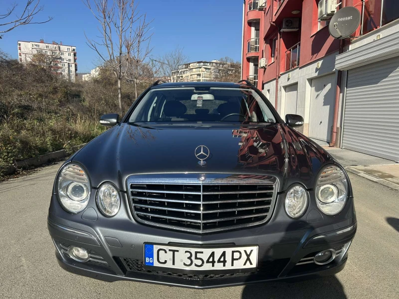 Mercedes-Benz E 220, снимка 3 - Автомобили и джипове - 52771162