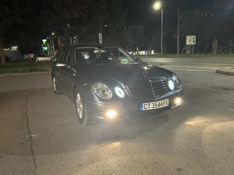 Mercedes-Benz E 220, снимка 14 - Автомобили и джипове - 52771162