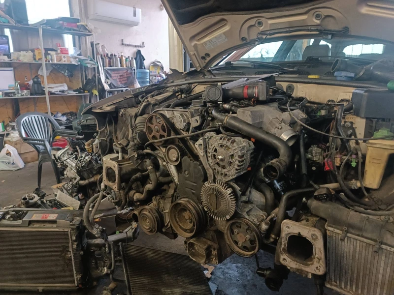 Audi A4 Avant, снимка 8 - Автомобили и джипове - 52807444