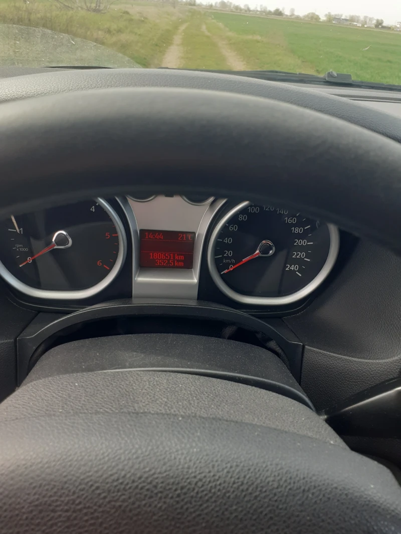 Ford Focus 1.6d, снимка 2 - Автомобили и джипове - 52839192