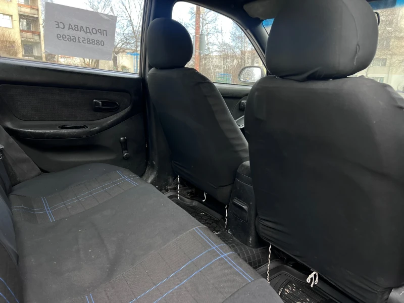 Hyundai Elantra 1.6 GAZ, снимка 6 - Автомобили и джипове - 53130951