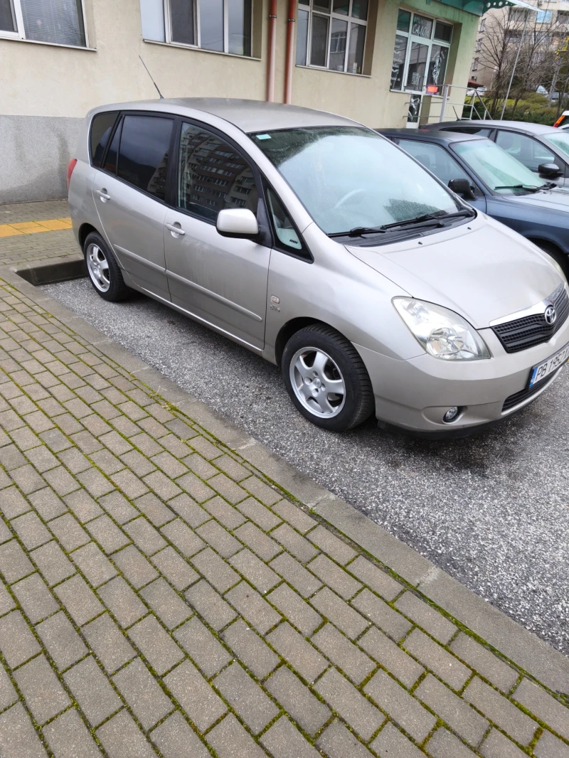 Toyota Corolla verso