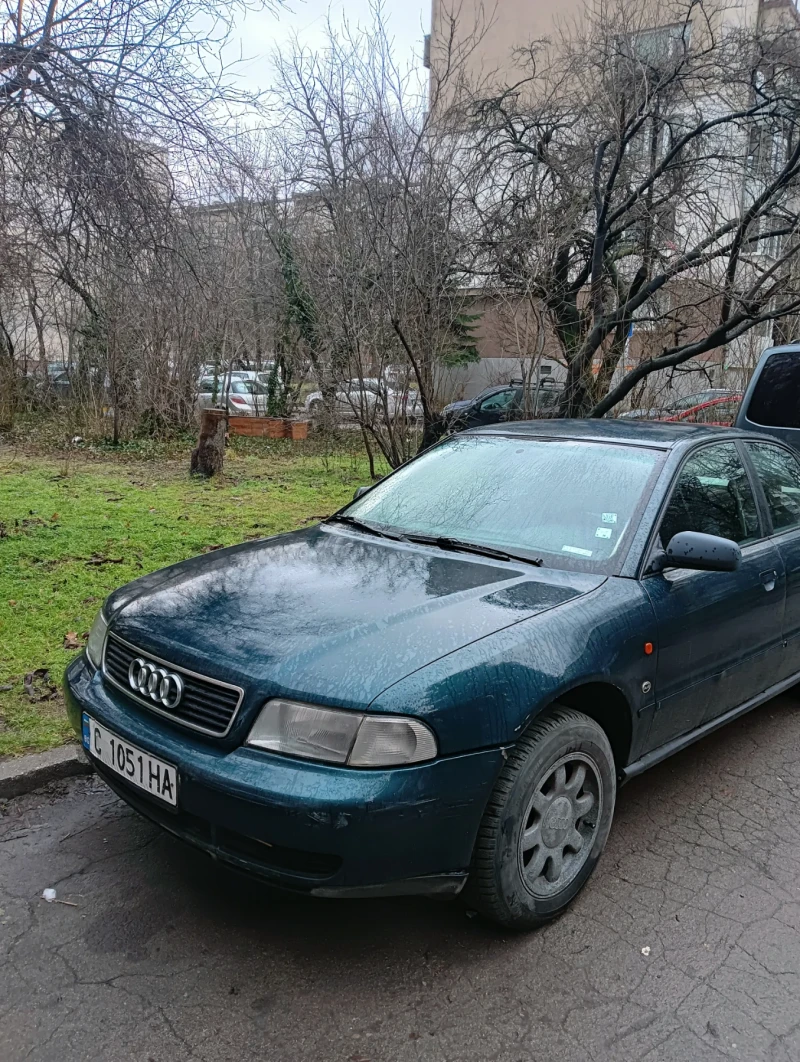 Audi A4 1.8 Turbo Benzin, снимка 3 - Автомобили и джипове - 53368242