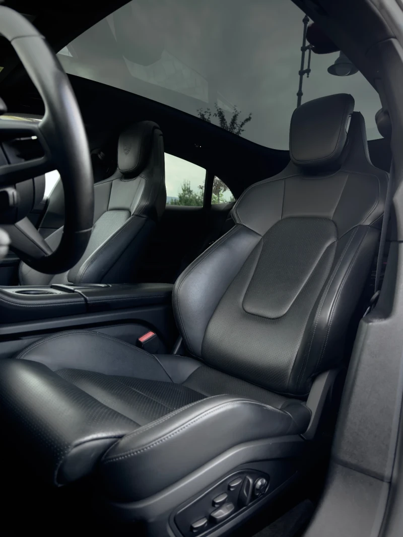 Porsche Taycan Германия / Cross Turismo / Гаранционен / История, снимка 8 - Автомобили и джипове - 53508639