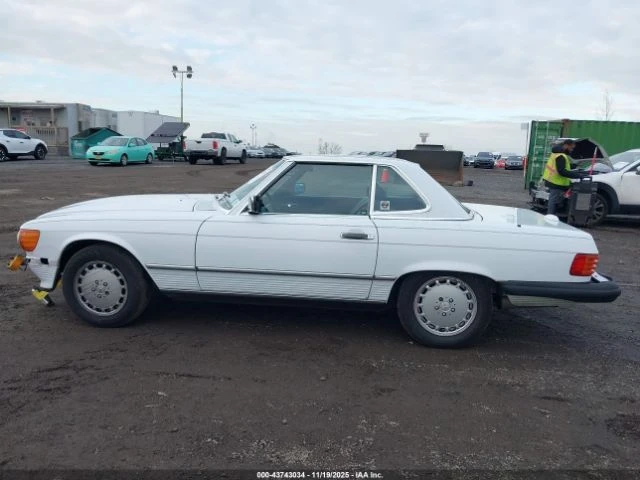 Mercedes-Benz 560 SL ФИКСИРАНА ЦЕНА ДО БЪЛГАРИЯ!, снимка 7 - Автомобили и джипове - 52662506