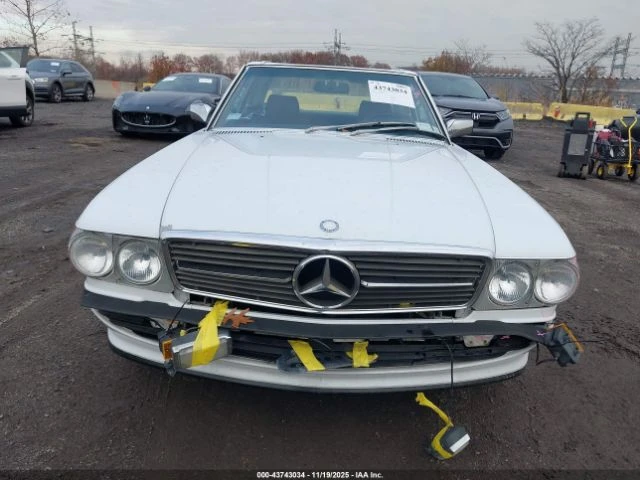 Mercedes-Benz 560 SL ФИКСИРАНА ЦЕНА ДО БЪЛГАРИЯ!, снимка 2 - Автомобили и джипове - 52662506