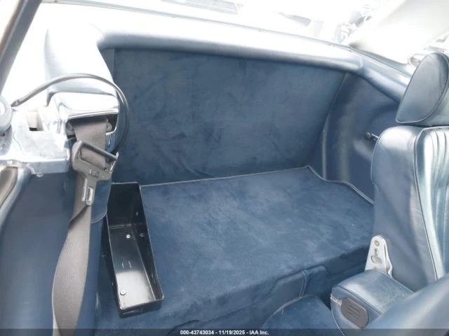 Mercedes-Benz 560 SL ФИКСИРАНА ЦЕНА ДО БЪЛГАРИЯ!, снимка 13 - Автомобили и джипове - 52662506