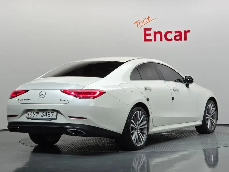 Mercedes-Benz CLS 400 4MATIC - САМО 30% АВАНС, снимка 2 - Автомобили и джипове - 56116252