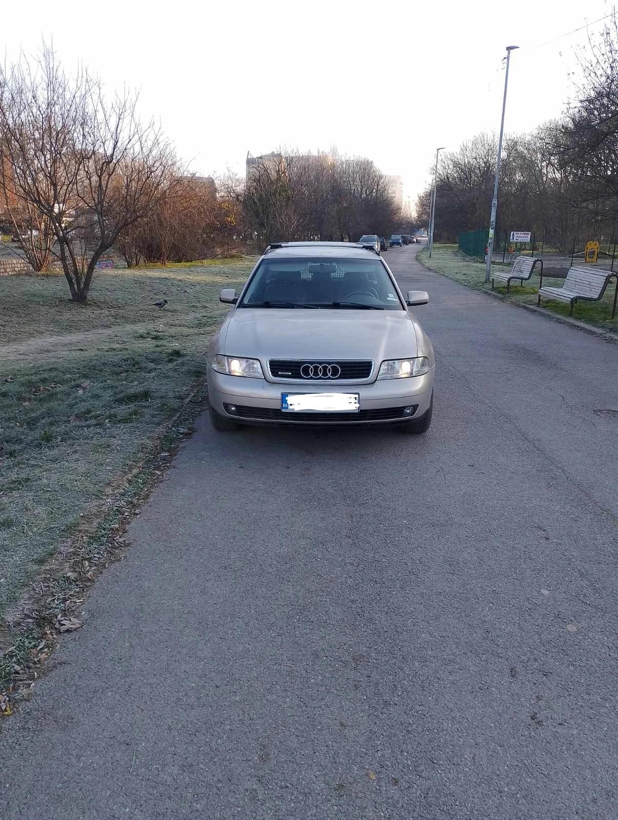 Audi A4 Avant, снимка 1