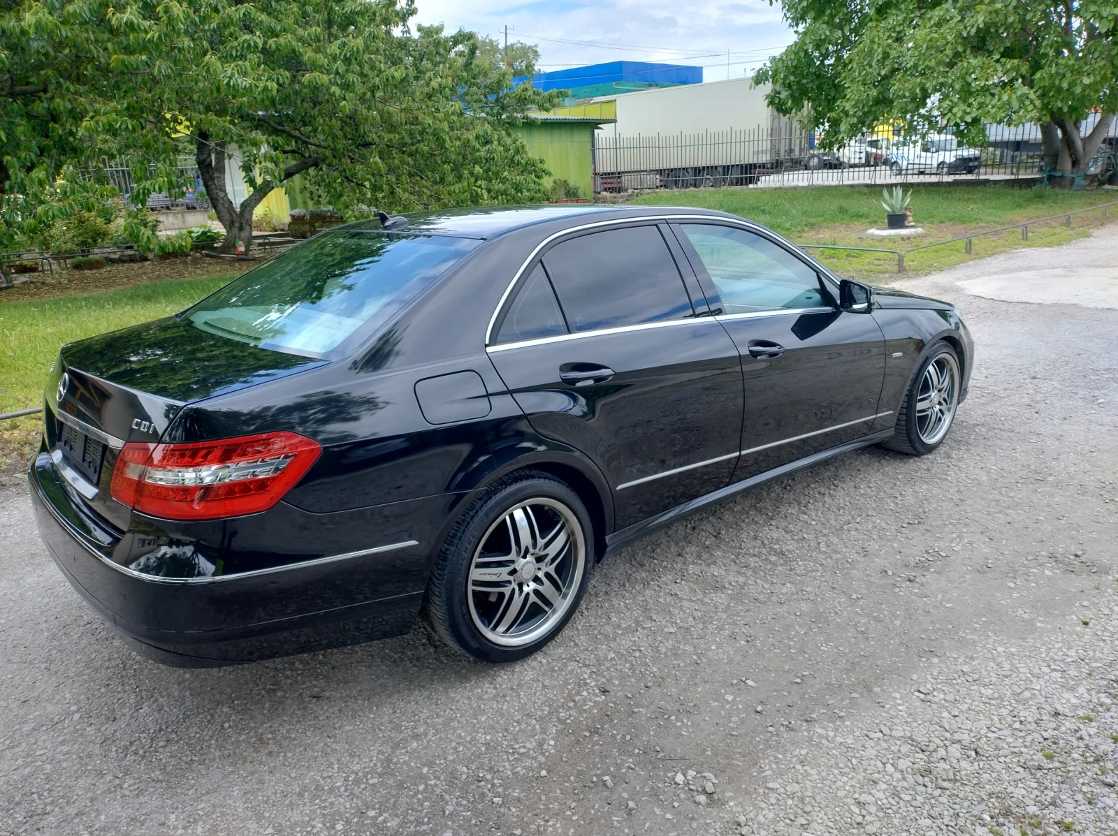 Mercedes-Benz E 250 250 CDI ELEGANCE  - изображение 5