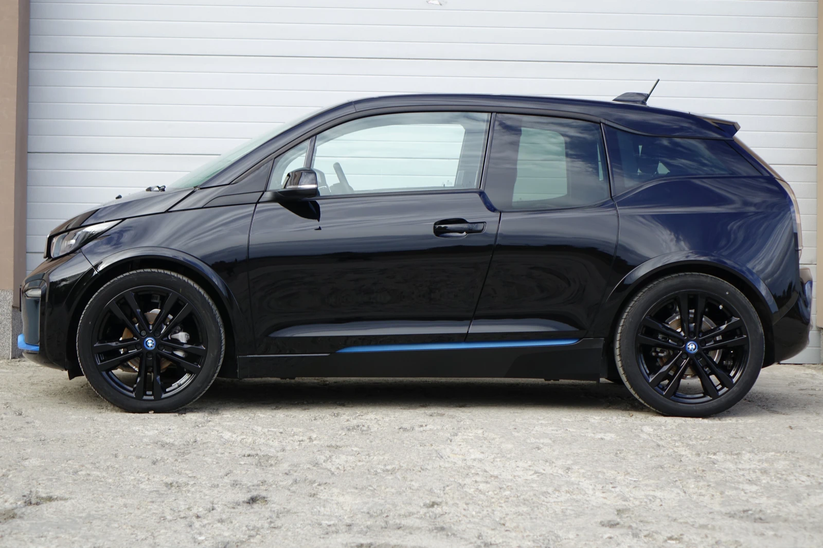 BMW i3 I3S* LED* 120AH* 184HP* HARMAN/KARDON* 8000KM!!! - изображение 3