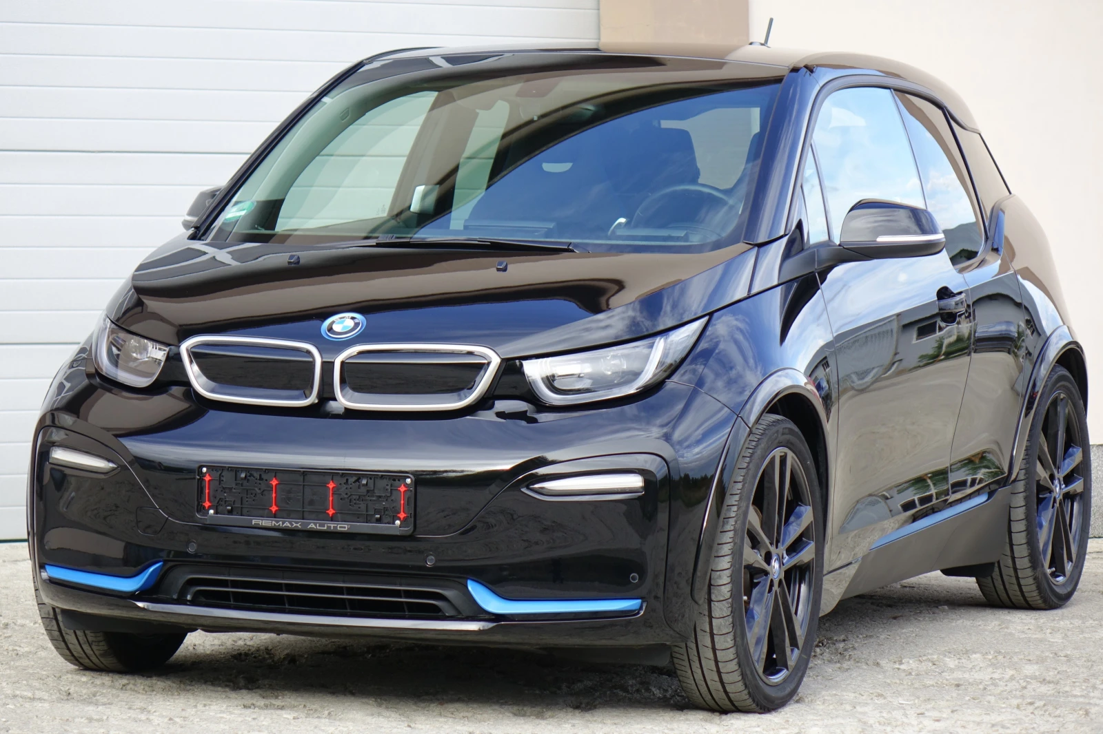 BMW i3 I3S* LED* 120AH* 184HP* HARMAN/KARDON* 8000KM!!! - изображение 5