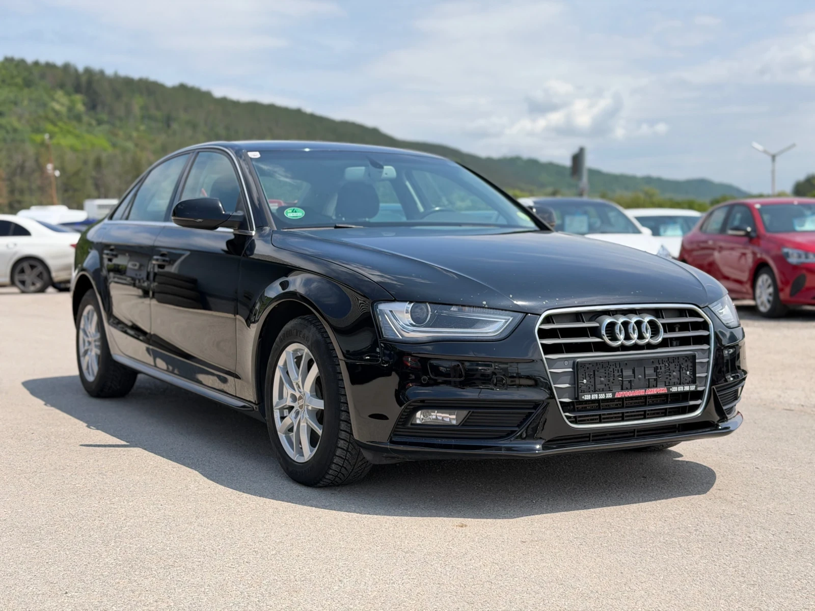 Audi A4 2.0TDI NAVI SEDAN, снимка 3 - Автомобили и джипове - 49690812