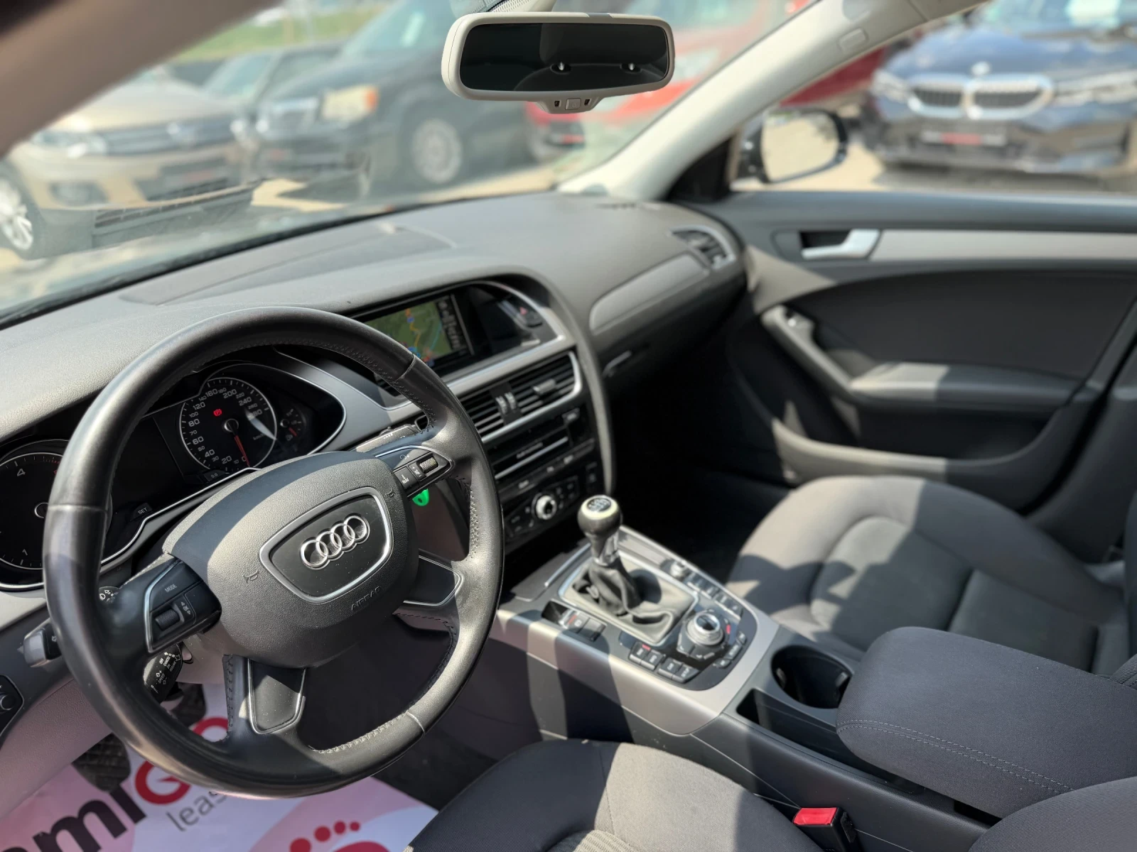 Audi A4 2.0TDI NAVI SEDAN, снимка 10 - Автомобили и джипове - 49690812