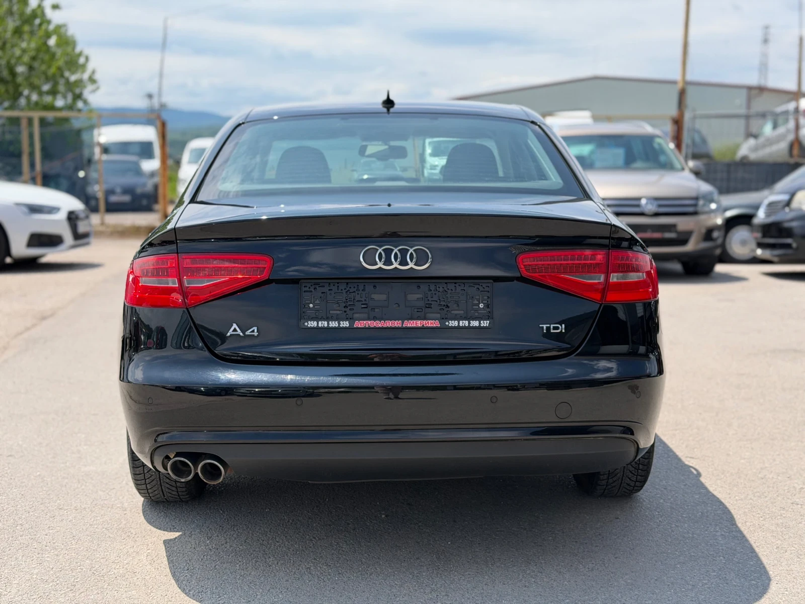 Audi A4 2.0TDI NAVI SEDAN, снимка 5 - Автомобили и джипове - 49690812