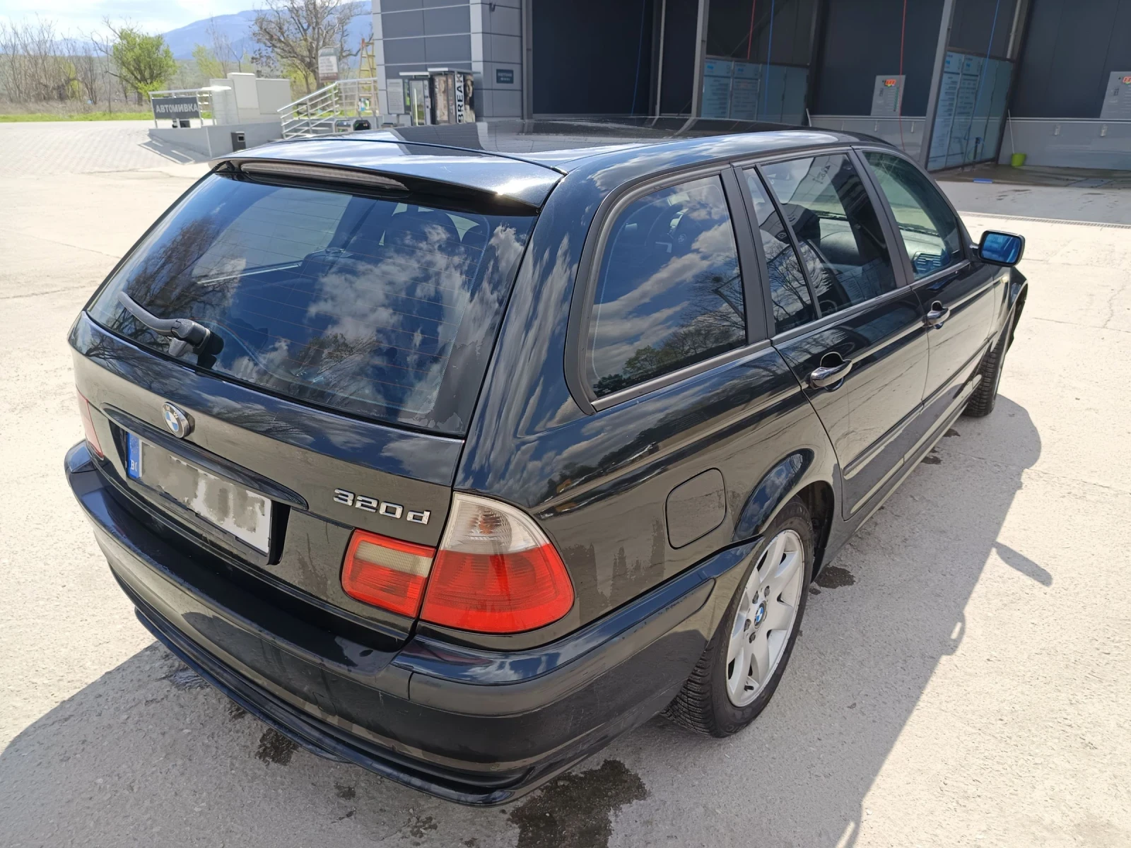 BMW 320  - изображение 7