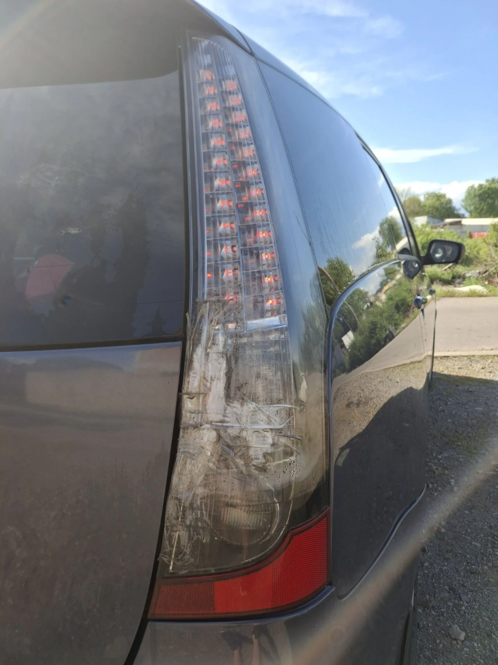 Mitsubishi Grandis 2.4 Mivec  - изображение 6