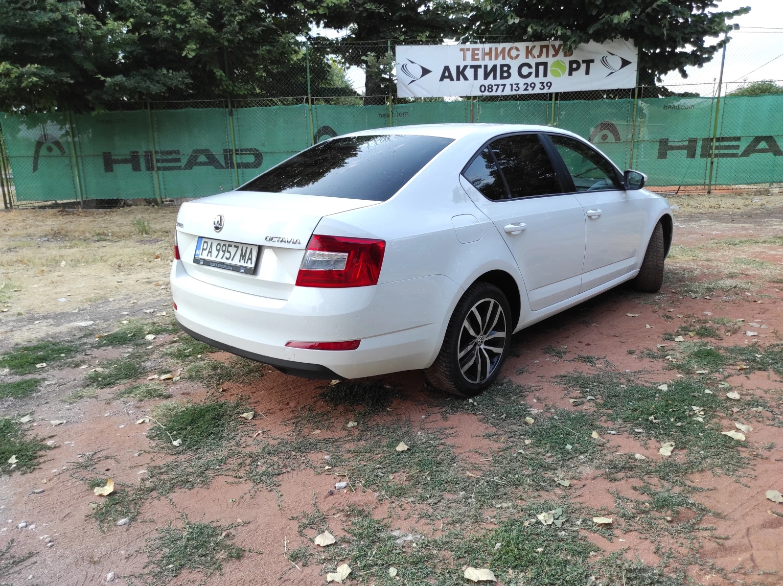 Skoda Octavia 1.6TDCI 90кс - изображение 5