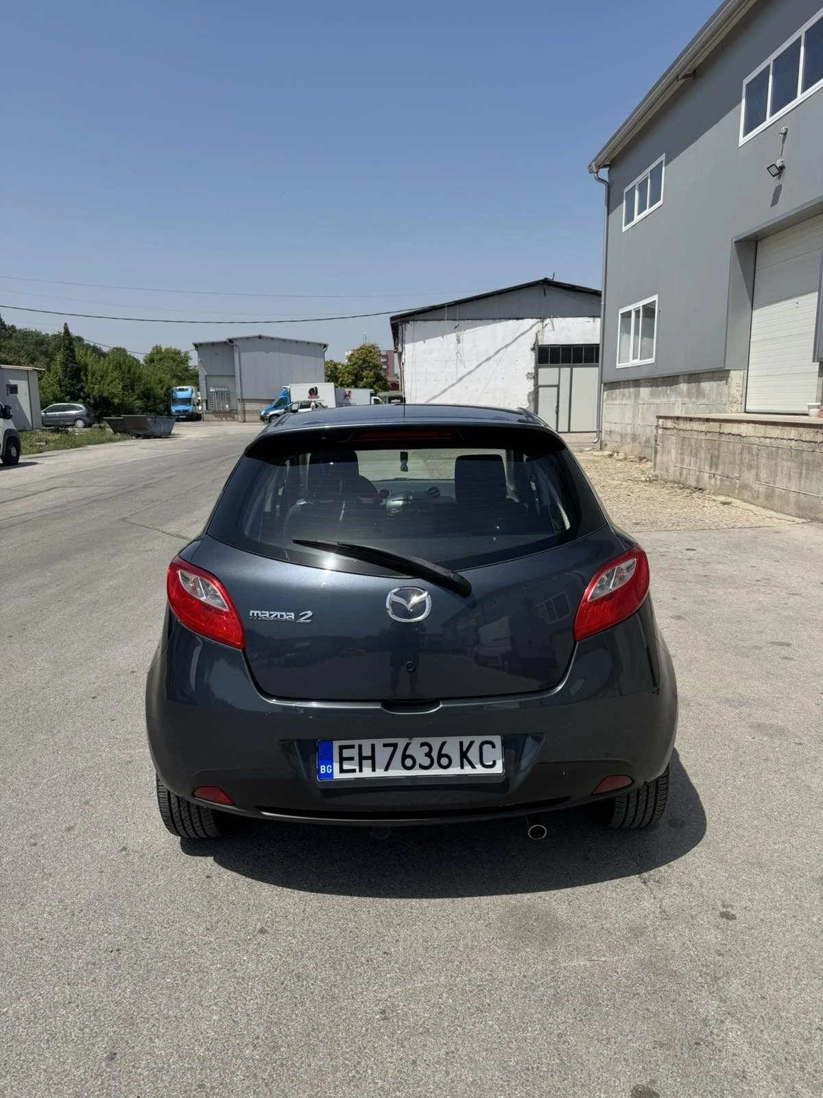 Mazda 2  - изображение 9
