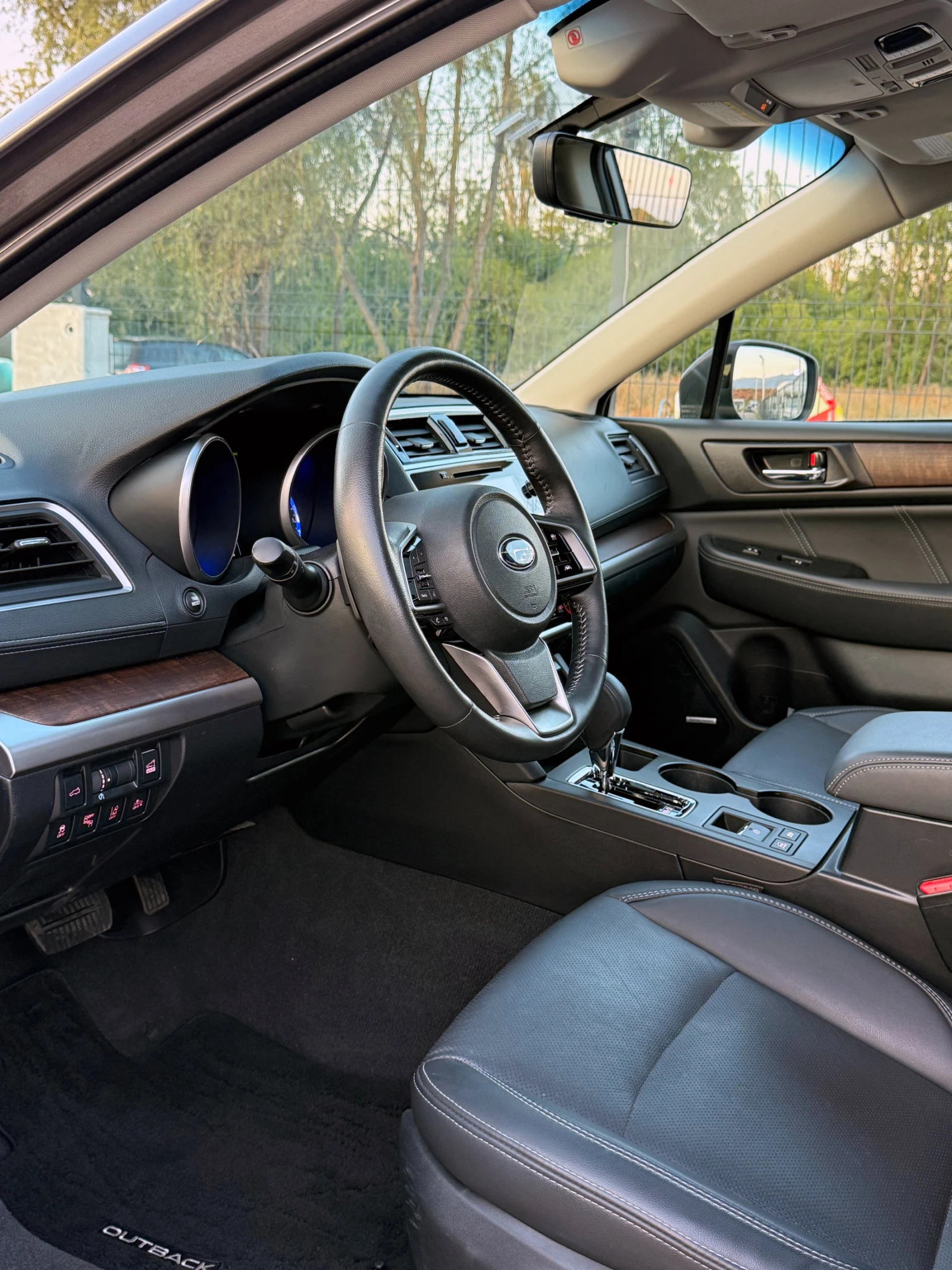 Subaru Outback 3.6R AWD - изображение 7