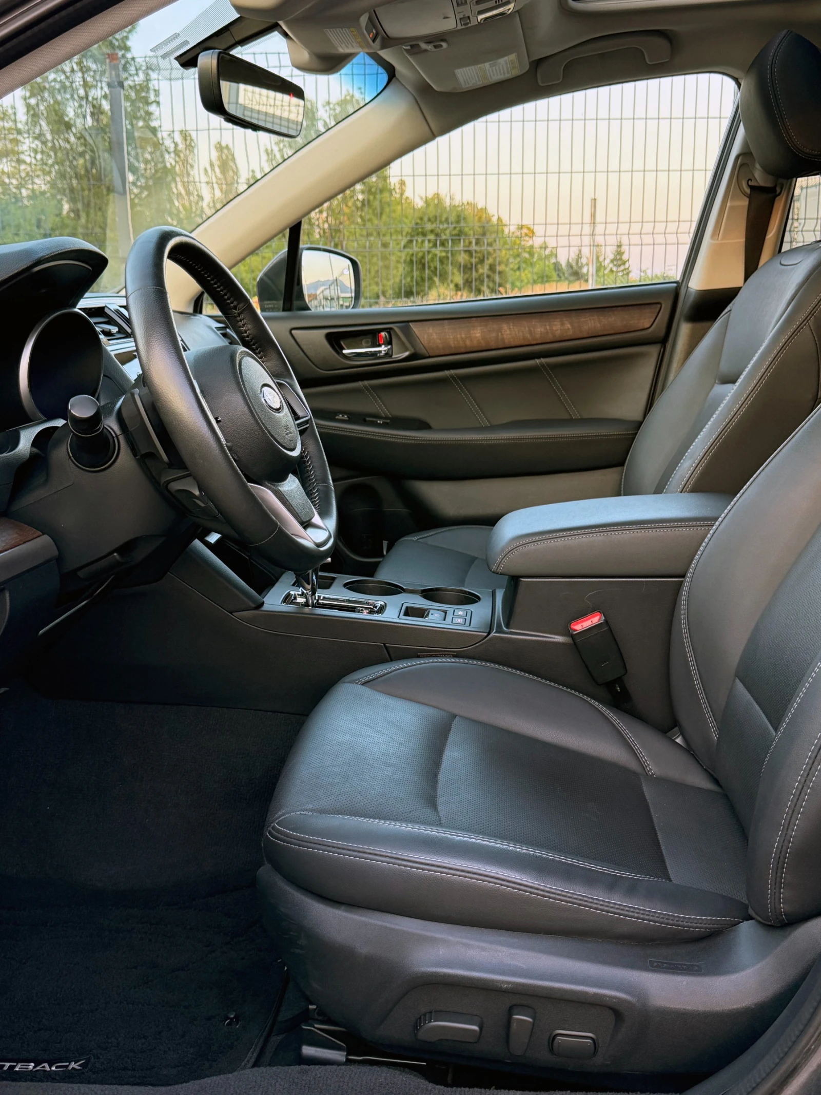 Subaru Outback 3.6R AWD - изображение 8