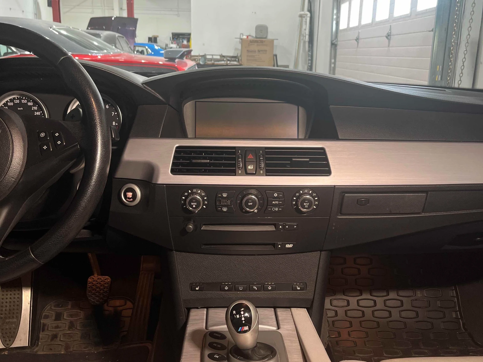 BMW M5 * * CARFAX * * АВТО КРЕДИТ * *  - изображение 8