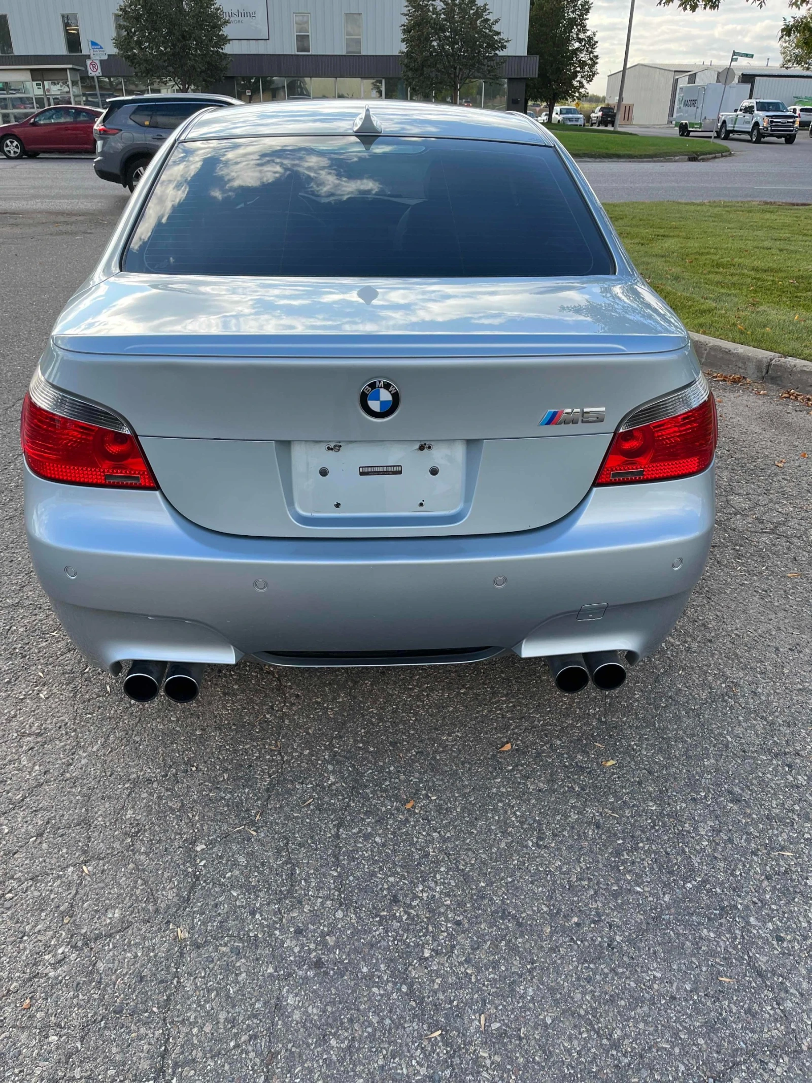 BMW M5 * * CARFAX * * АВТО КРЕДИТ * *  - изображение 5