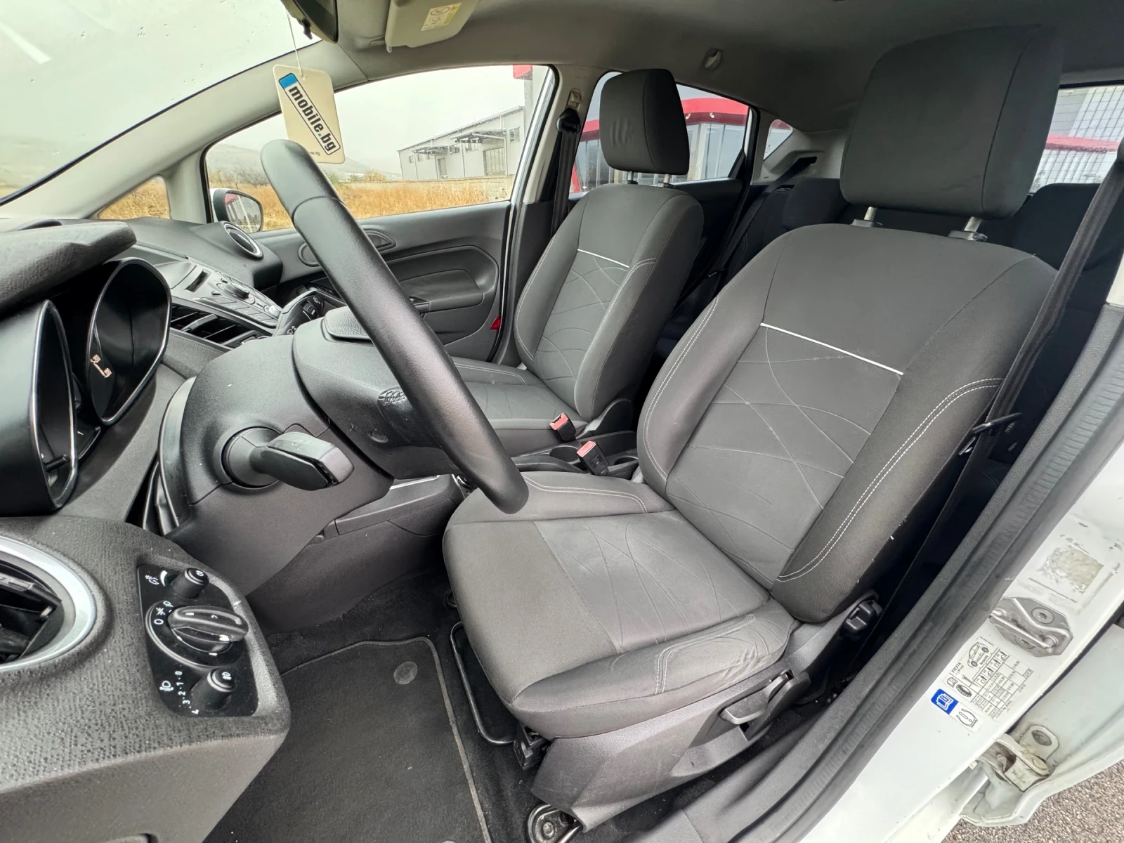 Ford Fiesta 1.4i 97к.с FACELIFT / LPG BRC / EURO 6 / ОБСЛУЖЕНА - изображение 10