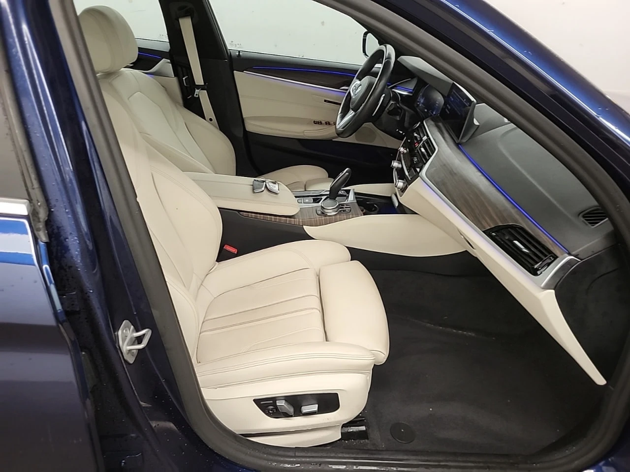 BMW 530E *  *    *   *  | Mobile.bg   11