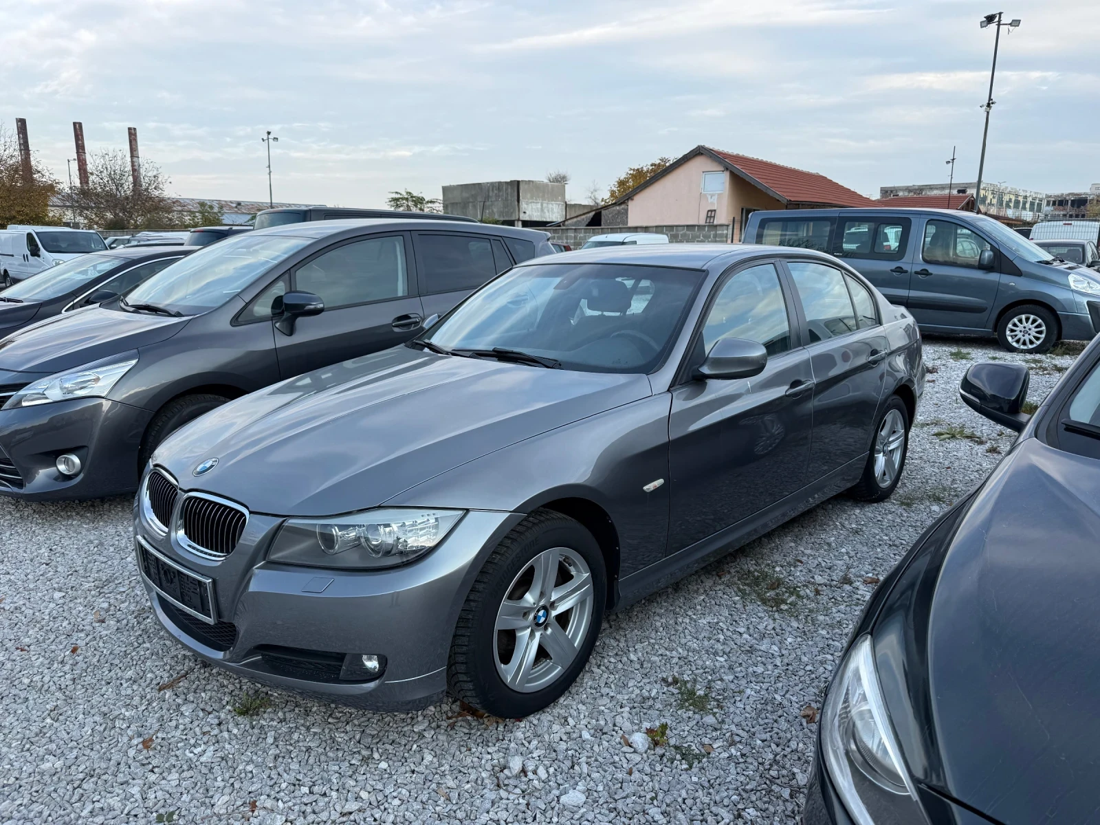 BMW 318 d 2.0 FACE LIFT - изображение 4
