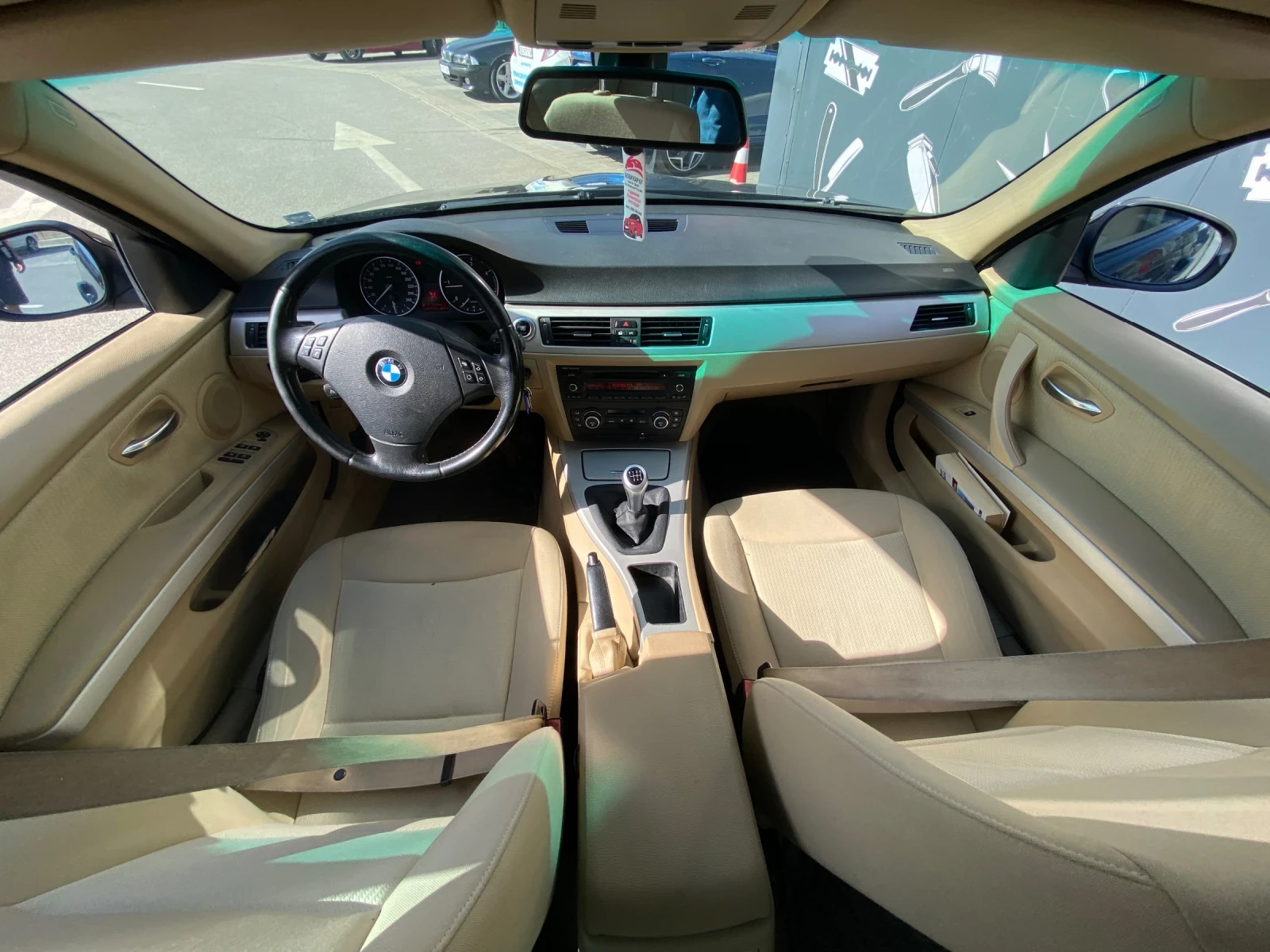 BMW 318  - изображение 7