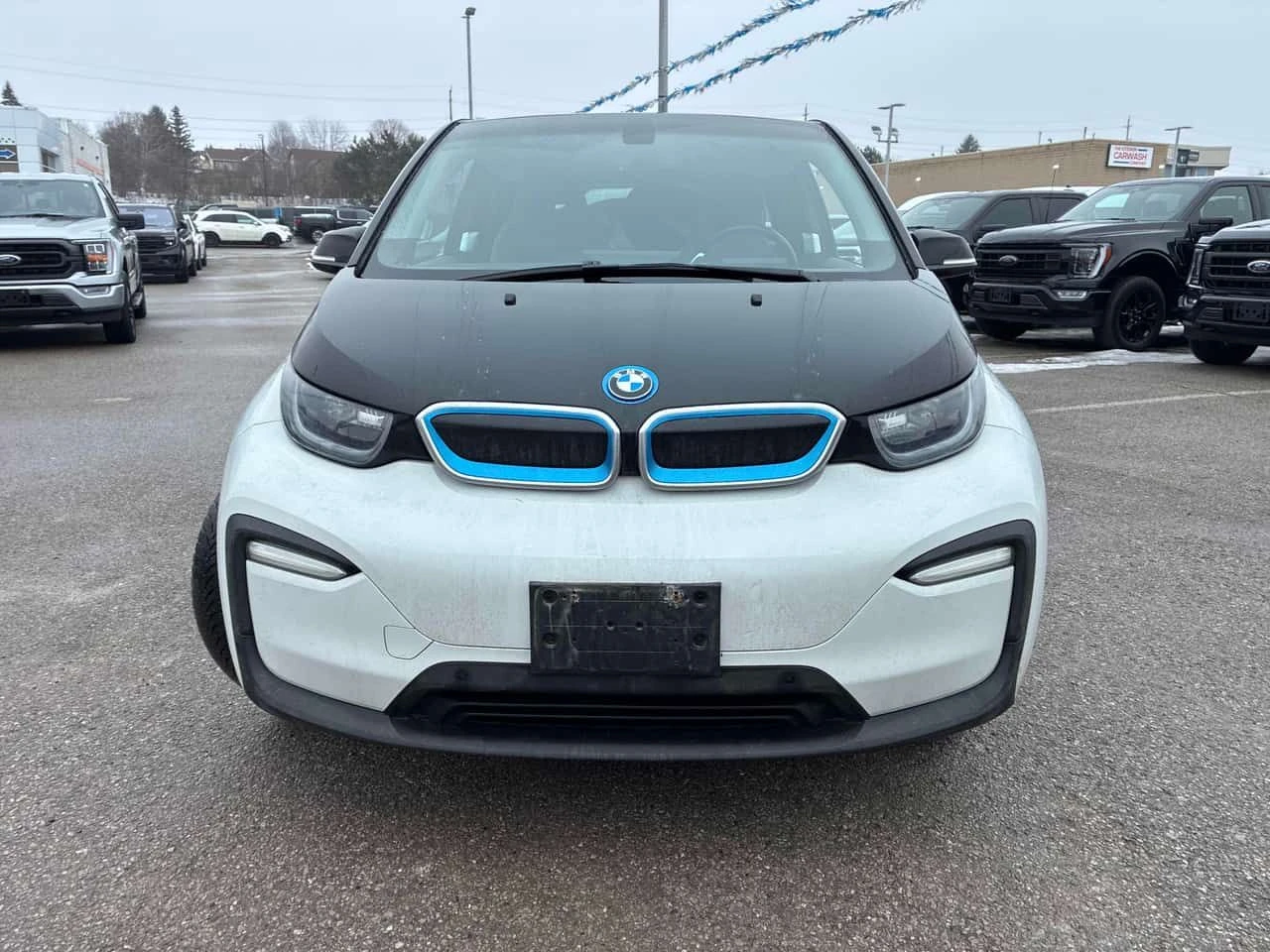 BMW i3 w/Range Extender /CARFAX/Подгрев/Панорама/Клип - изображение 2