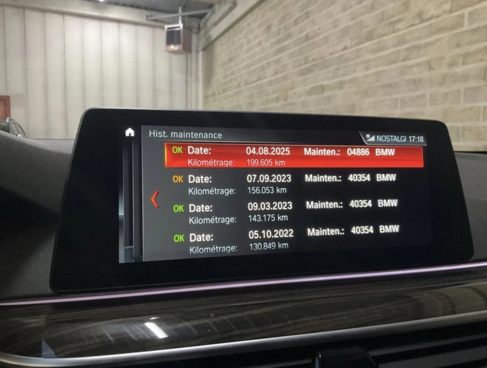 BMW 530 xDrive M Sport, снимка 11 - Автомобили и джипове - 53840412