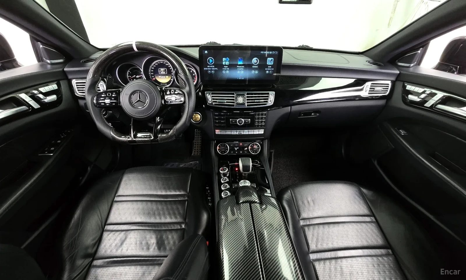 Mercedes-Benz CLS 63 AMG BLACK OPTIC* HARMAN* ОБДУХ* CARBON* КРАЙНА ЦЕНА, снимка 7 - Автомобили и джипове - 54073328